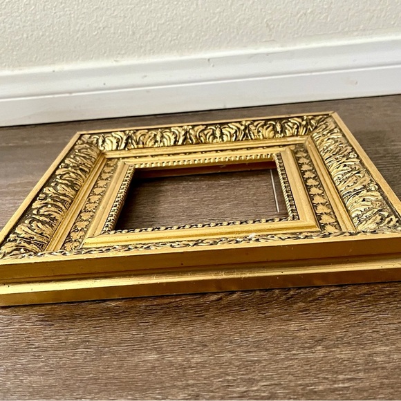 Elegant Gold Ornate Picture Frame 10/10 inches - Picture 6 of 9